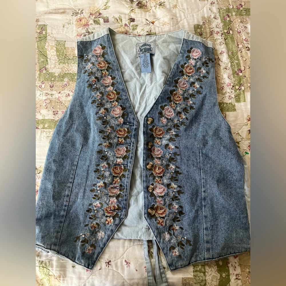Floral vest